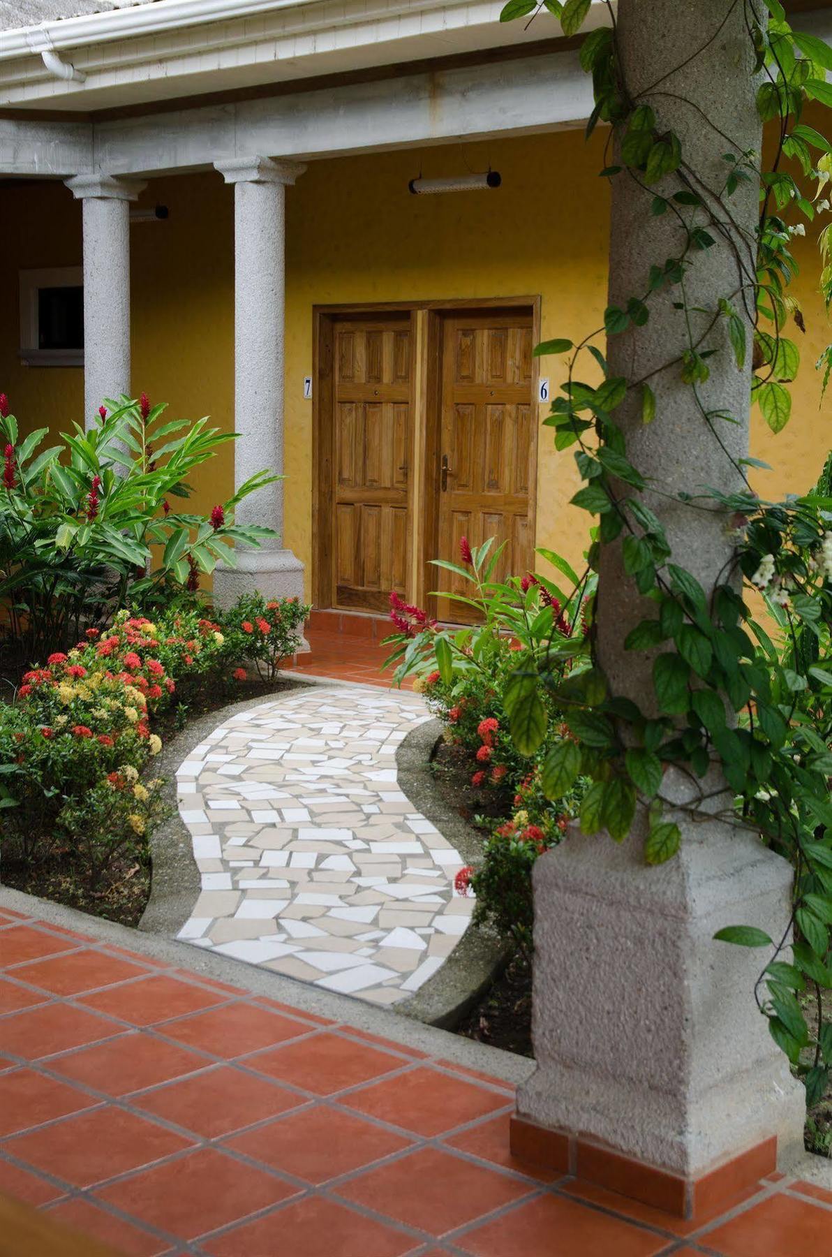 Paraiso Rainforest And Beach Hotel Omoa Exterior foto