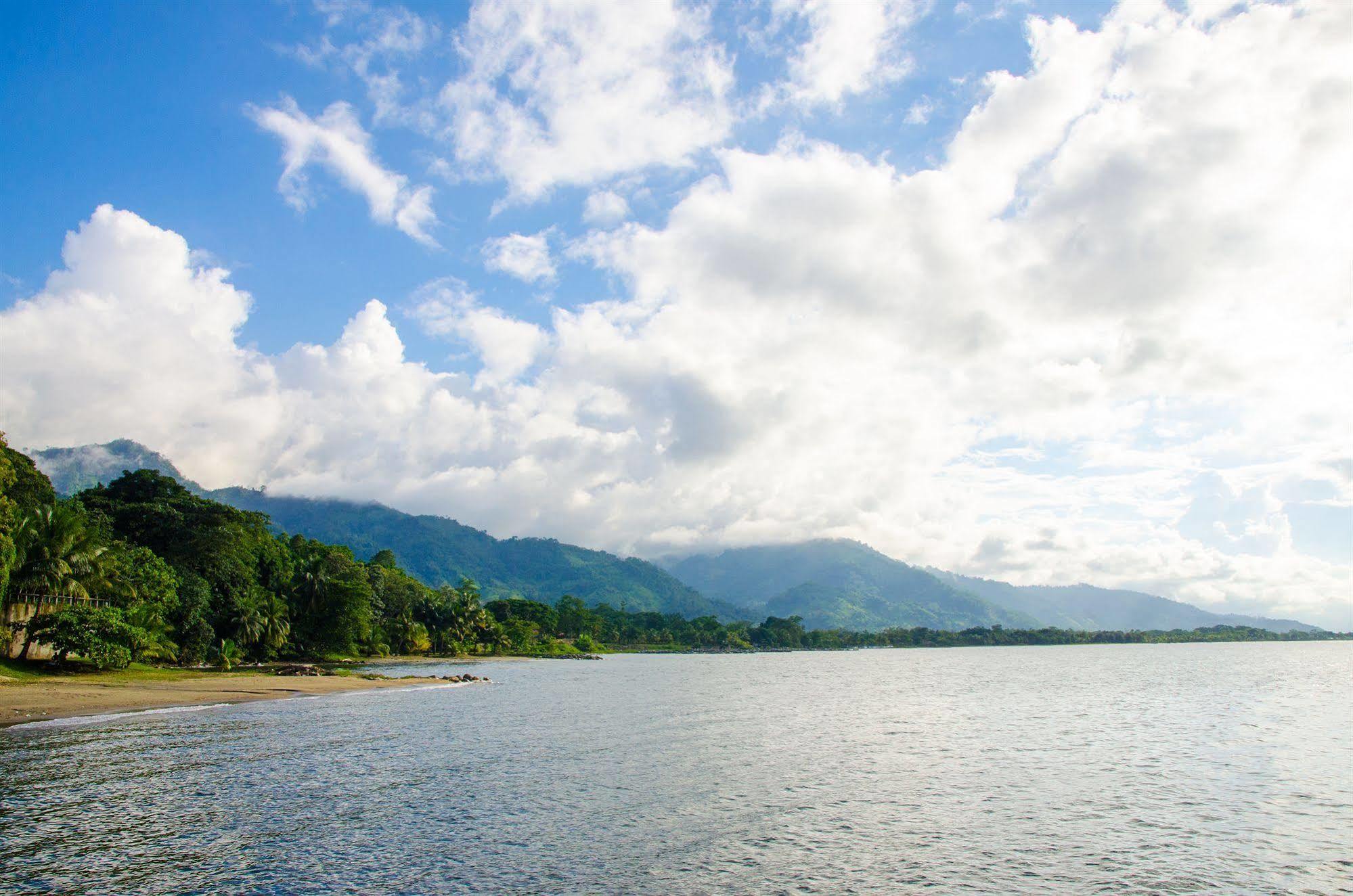 Paraiso Rainforest And Beach Hotel Omoa Exterior foto